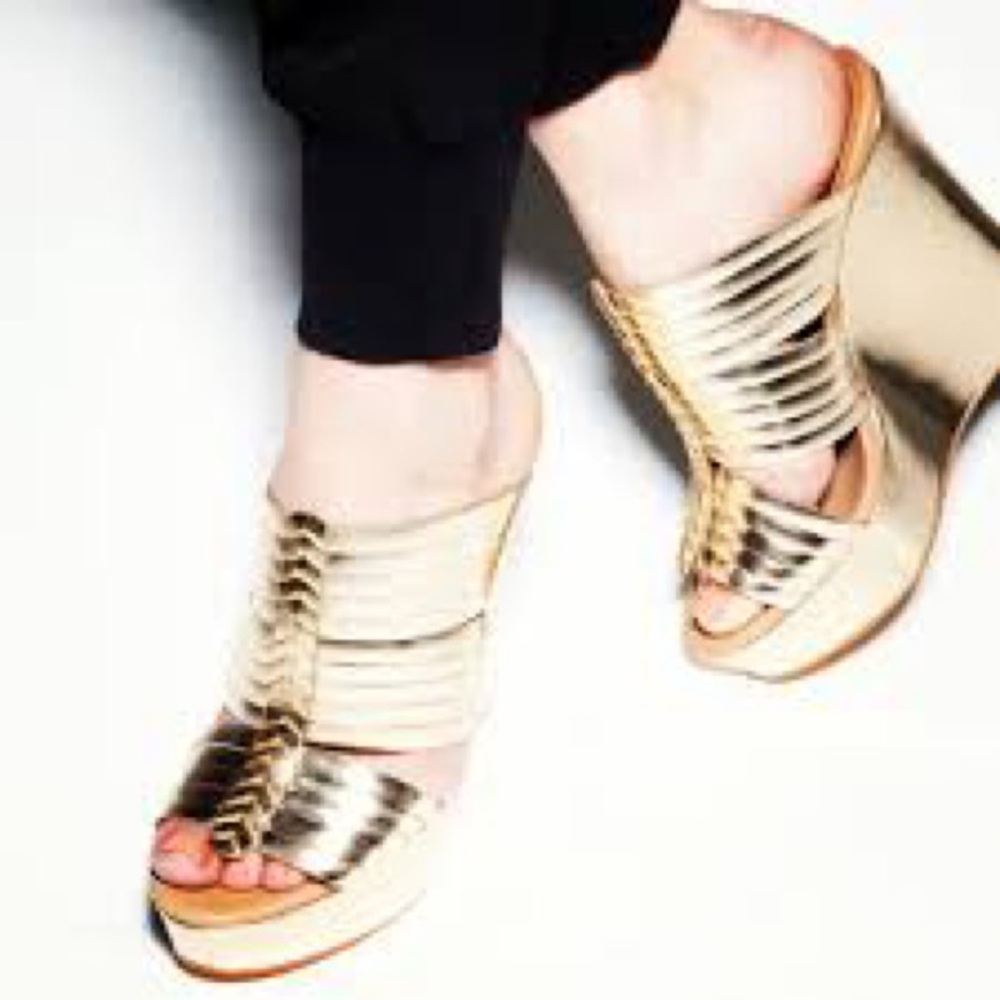 Coach Bristol Gold Mirror Metallic Wedge Sandals Size 7B - Picture 2 of 15
